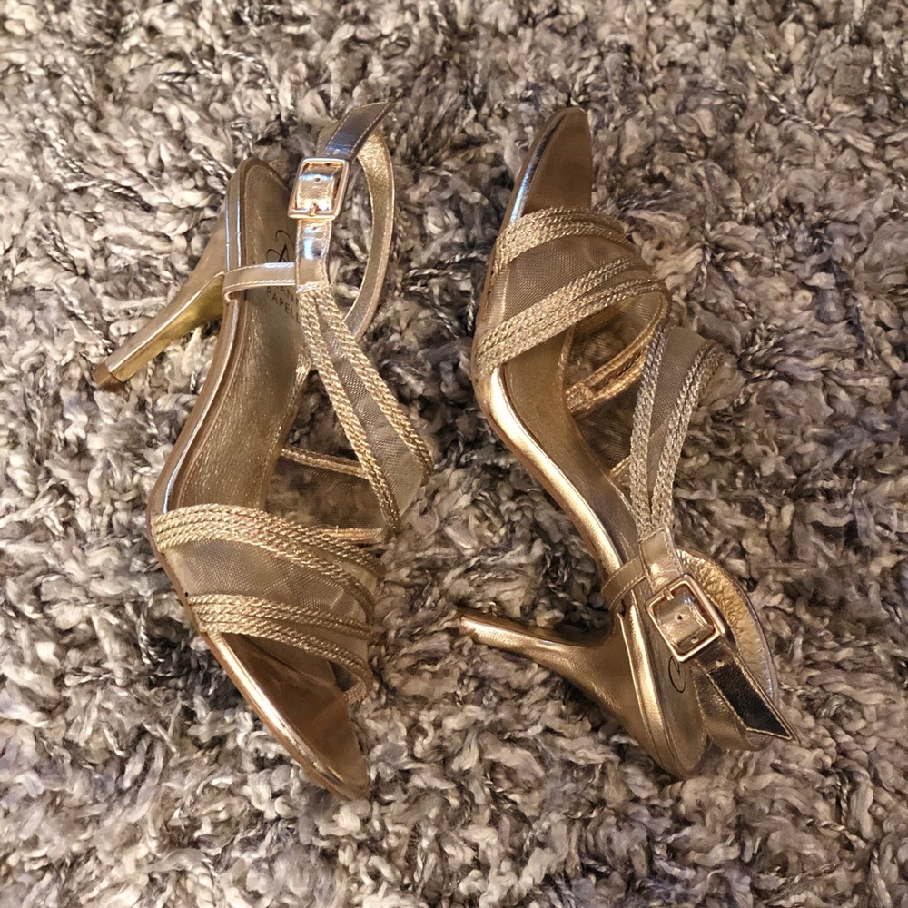 Pretty Adrianna Papell Braided Gold Strappy Heel - Picture 2 of 6